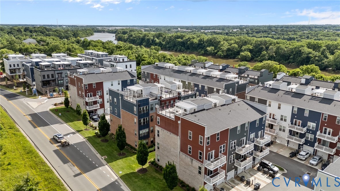 Henrico, Virginia 23231, United States, 2 Bedrooms Bedrooms, ,3 BathroomsBathrooms,Residential,Active,182644