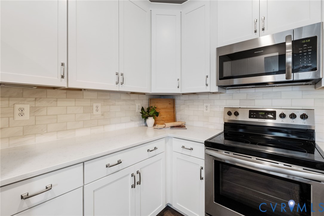 Henrico, Virginia 23231, United States, 2 Bedrooms Bedrooms, ,3 BathroomsBathrooms,Residential,Active,182644