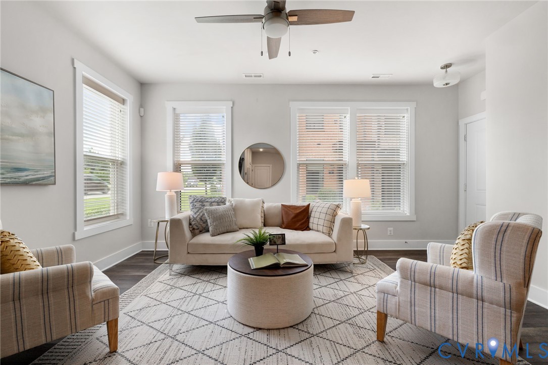 Henrico, Virginia 23231, United States, 2 Bedrooms Bedrooms, ,3 BathroomsBathrooms,Residential,Active,182644