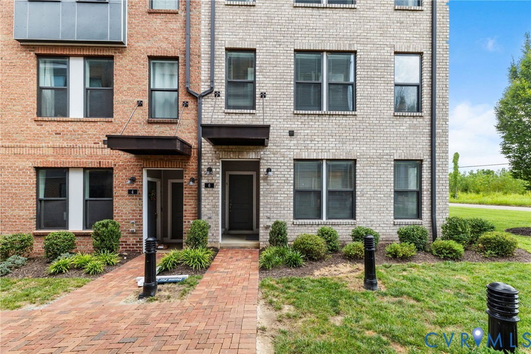 Henrico, Virginia 23231, United States, 2 Bedrooms Bedrooms, ,3 BathroomsBathrooms,Residential,Active,182644