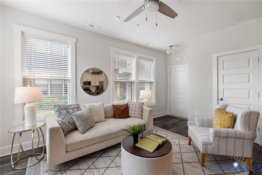 Henrico, Virginia 23231, United States, 2 Bedrooms Bedrooms, ,3 BathroomsBathrooms,Residential,Active,182644