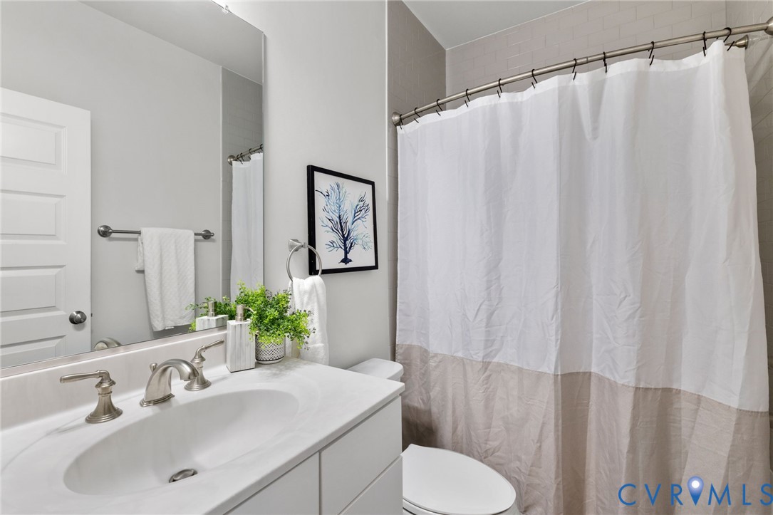 Henrico, Virginia 23231, United States, 2 Bedrooms Bedrooms, ,3 BathroomsBathrooms,Residential,Active,182644