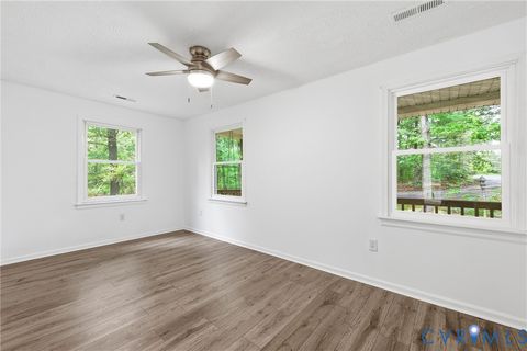 Tiny photo for 3220 Greenway Road, Gladstone, VA 24553 (MLS # 2614166)