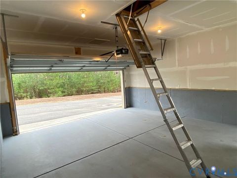 Tiny photo for 16621 Thornapple Run, Moseley, VA 23120 (MLS # 2605011)