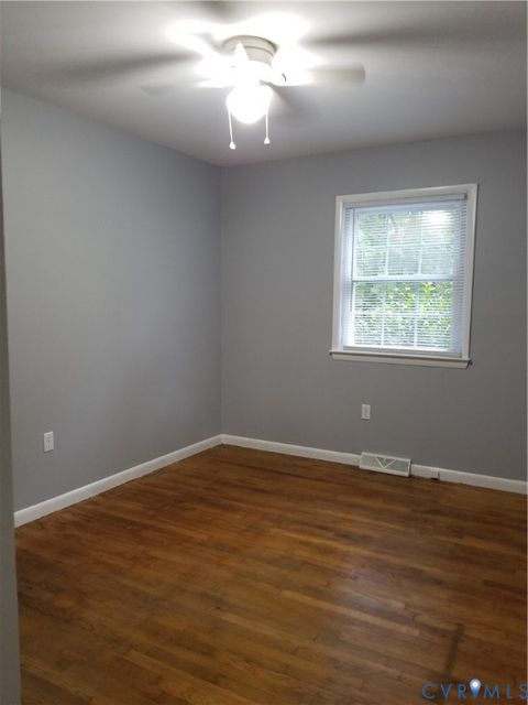 Tiny photo for 139 Pike Street, Gum Spring, VA 23065 (MLS # 2533284)