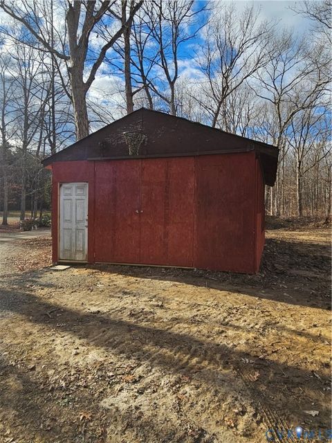 Tiny photo for 139 Pike Street, Gum Spring, VA 23065 (MLS # 2533284)