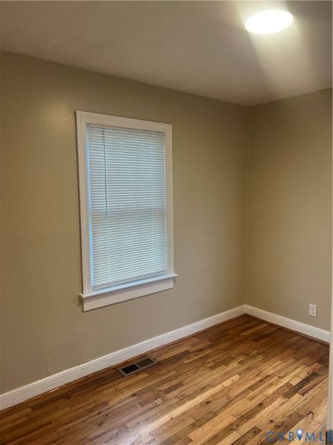 Tiny photo for 217 N Carolina Avenue, Petersburg, VA 23803 (MLS # 2614120)