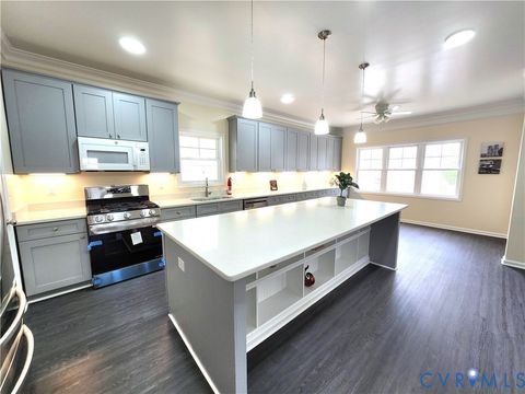 Tiny photo for 807 E 22nd Street, Richmond, VA 23224 (MLS # 2613039)