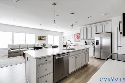 Tiny photo for 3900 Maze Runner Drive #206, Midlothian, VA 23112 (MLS # 2603384)