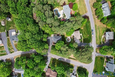 Tiny photo for 16406 Inchcape Road, Moseley, VA 23120 (MLS # 2617563)