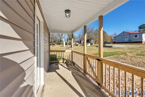 Tiny photo for 617 Court Street, Victoria, VA 23974 (MLS # 2604978)