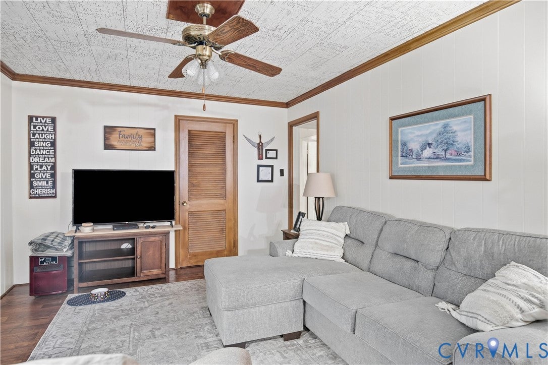 310 Ravenscroft Drive