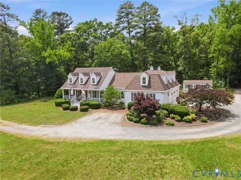 Photo of 240 Vinita Circle, Henrico, VA 23238 (MLS # 2610725)