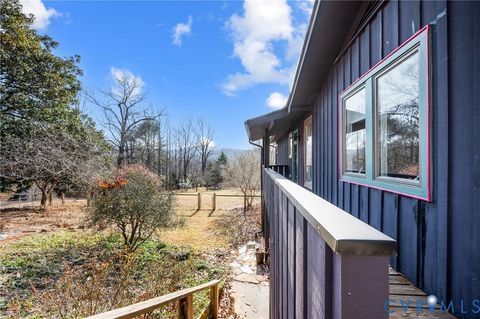 Tiny photo for 2288 Lexington Turnpike, Amherst, VA 24521 (MLS # 2602784)