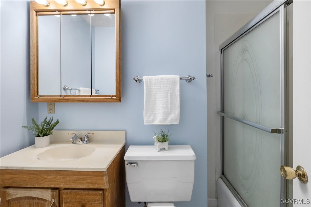 Midlothian, Virginia 23113, United States, 4 Bedrooms Bedrooms, ,3 BathroomsBathrooms,Residential,Active,138804