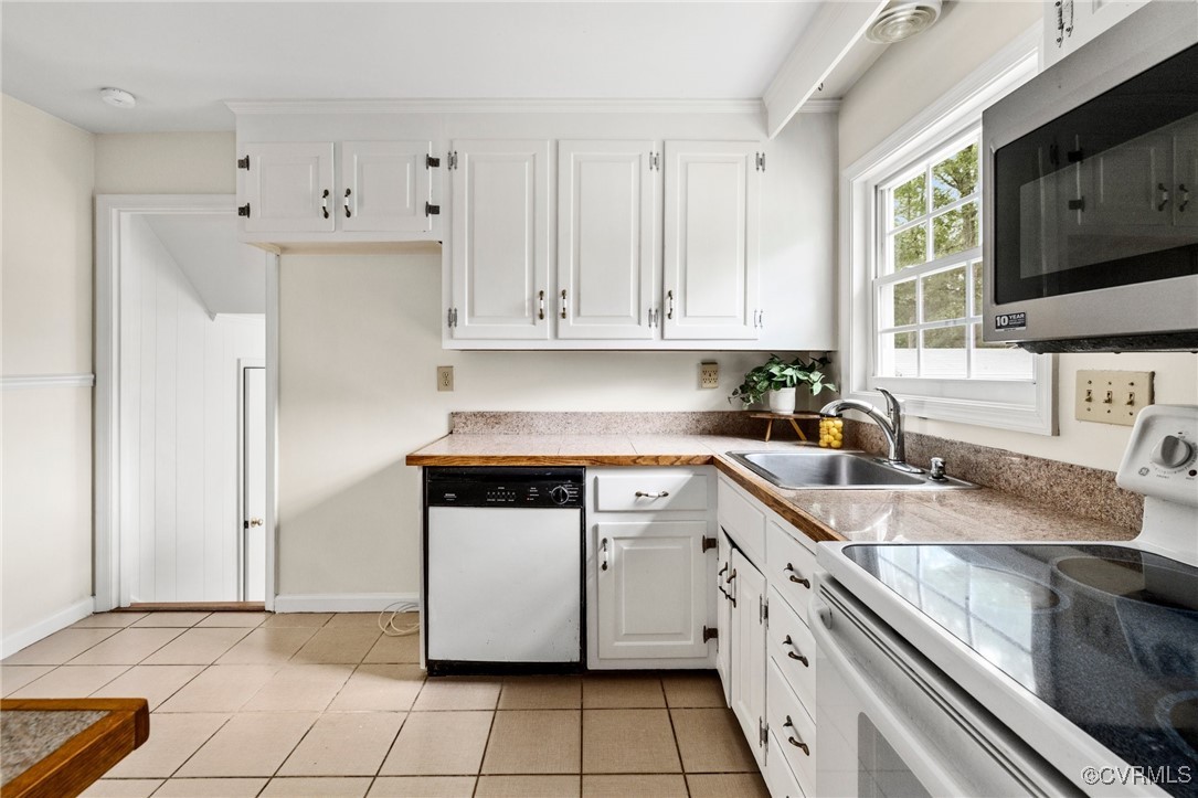 Midlothian, Virginia 23113, United States, 4 Bedrooms Bedrooms, ,3 BathroomsBathrooms,Residential,Active,138804