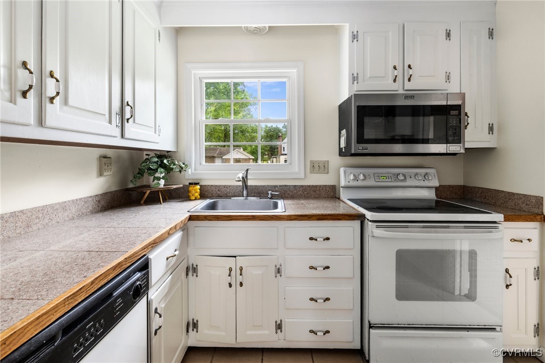 Midlothian, Virginia 23113, United States, 4 Bedrooms Bedrooms, ,3 BathroomsBathrooms,Residential,Active,138804