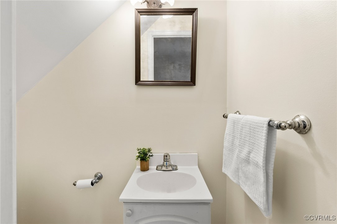 Midlothian, Virginia 23113, United States, 4 Bedrooms Bedrooms, ,3 BathroomsBathrooms,Residential,Active,138804