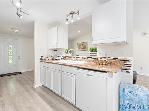 Tiny photo for 6505 Sexton Drive, Chesterfield, VA 23832 (MLS # 2602657)