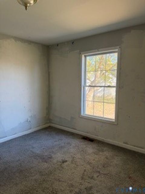 Tiny photo for 301 Memorial Avenue, Hopewell, VA 23860 (MLS # 2532292)