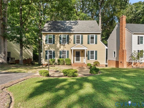 Photo of 5615 Chatmoss Road, Midlothian, VA 23112 (MLS # 2625881)