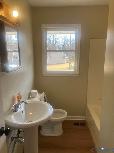 Tiny photo for 809 Fort Henry Street, Petersburg, VA 23803 (MLS # 2603448)