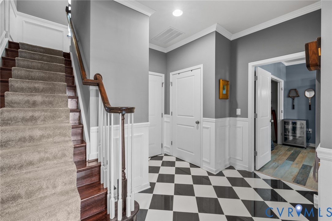 3805 Barnyard Trail