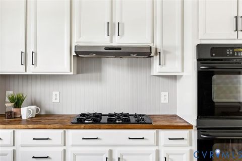 Tiny photo for 2814 Montrose Avenue, Richmond, VA 23222 (MLS # 2612414)