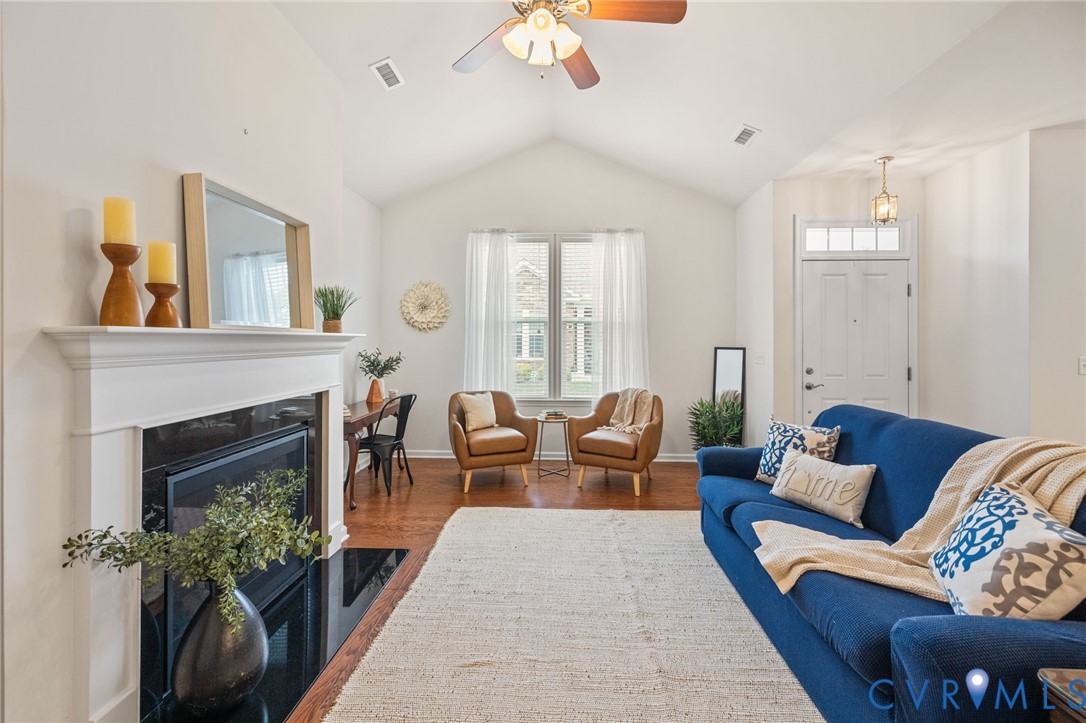 12157 Magnolia Bluff Court