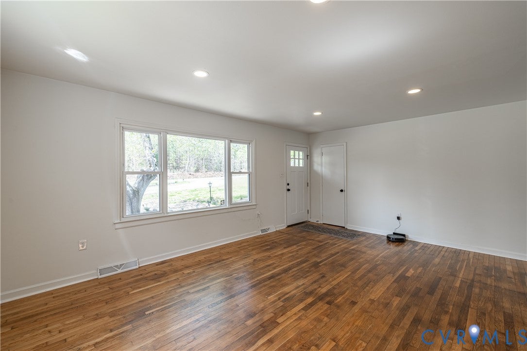 5521 Richmond Road