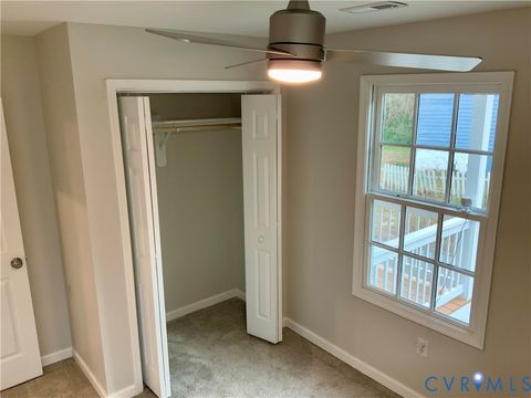 Tiny photo for 344 Hurt Street, Petersburg, VA 23803 (MLS # 2533414)