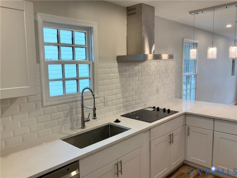 Tiny photo for 344 Hurt Street, Petersburg, VA 23803 (MLS # 2533414)