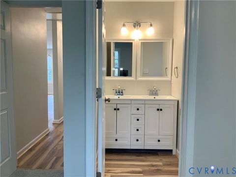 Tiny photo for 344 Hurt Street, Petersburg, VA 23803 (MLS # 2533414)