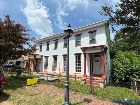 Photo of 235-237 Grove Avenue, Petersburg, VA 23803 (MLS # 2610419)