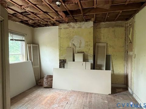 Tiny photo for 235-237 Grove Avenue, Petersburg, VA 23803 (MLS # 2610419)