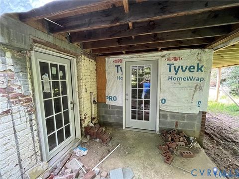 Tiny photo for 235-237 Grove Avenue, Petersburg, VA 23803 (MLS # 2610419)