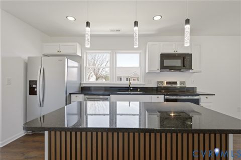 Tiny photo for 1401 Hanover Street, Petersburg, VA 23803 (MLS # 2606921)