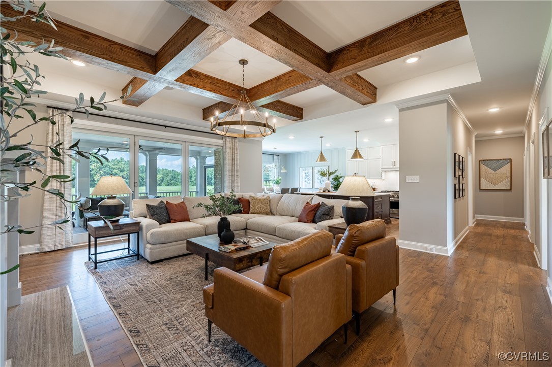 8327 Mount Eagle Road