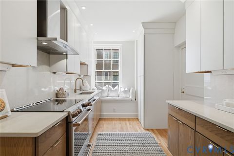 Tiny photo for 612 W Franklin Street #9D, Richmond, VA 23220 (MLS # 2610341)
