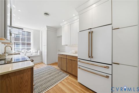 Tiny photo for 612 W Franklin Street #9D, Richmond, VA 23220 (MLS # 2610341)