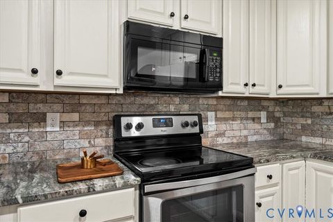 Tiny photo for 7040 Old Roxbury Road, New Kent, VA 23141 (MLS # 2607683)