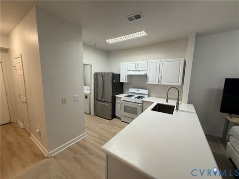 Tiny photo for 9600 Links Way #D, Glen Allen, VA 23059 (MLS # 2618629)