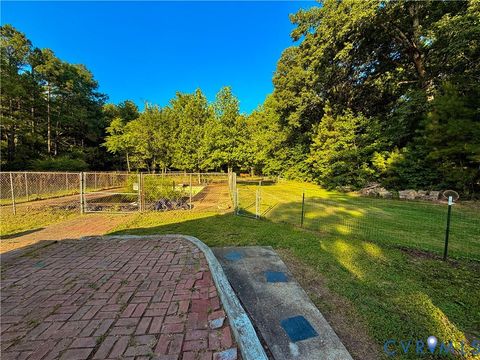 Tiny photo for 11434 Georgetown Road, Hanover, VA 23116 (MLS # 2617585)