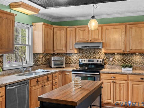 Tiny photo for 364 Poplar Drive, Louisa, VA 23093 (MLS # 2621323)