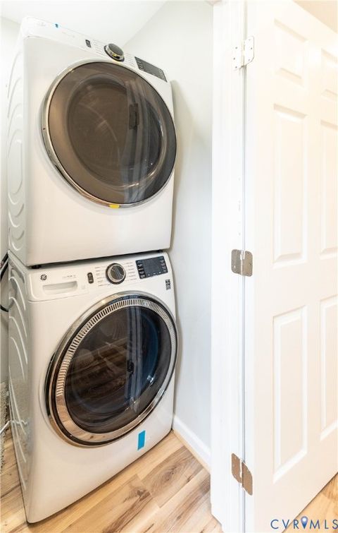 Tiny photo for 344 Hurt Street, Petersburg, VA 23803 (MLS # 2607055)