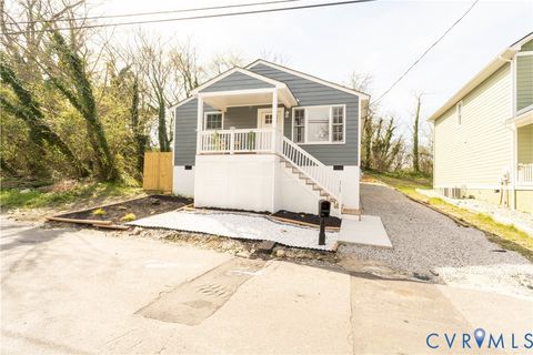 Tiny photo for 344 Hurt Street, Petersburg, VA 23803 (MLS # 2607055)