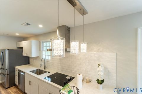 Tiny photo for 344 Hurt Street, Petersburg, VA 23803 (MLS # 2607055)