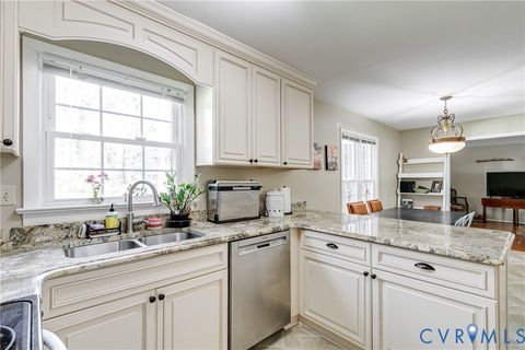 Tiny photo for 3201 Fox Chase Road, Midlothian, VA 23112 (MLS # 2532629)
