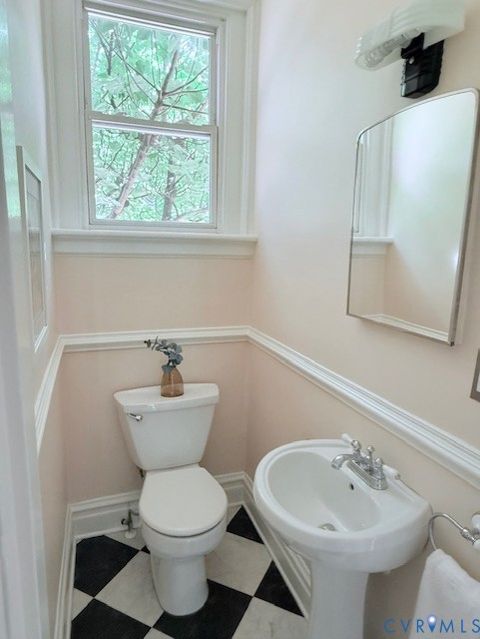 Tiny photo for 4003 Wythe Avenue, Richmond, VA 23221 (MLS # 2609576)