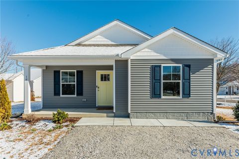 Tiny photo for 16 Our Way Drive, Kilmarnock, VA 22482 (MLS # 2601698)